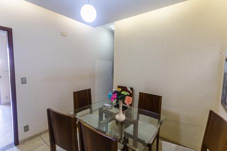 Casa à venda com 460m², 4 quartos e 3 vagasCasa 2- Copa