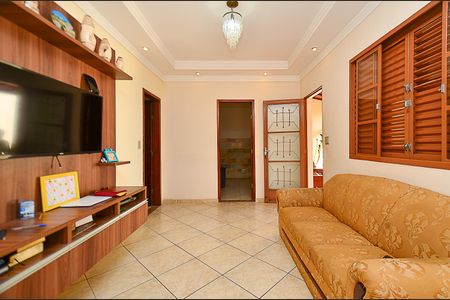 Casa à venda com 460m², 4 quartos e 3 vagasSala de Estar Casa 1