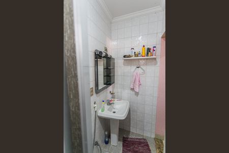 Casa à venda com 460m², 4 quartos e 3 vagasCasa 2- Banheiro suíte