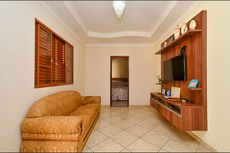 Casa à venda com 460m², 4 quartos e 3 vagasSala de Estar Casa 1