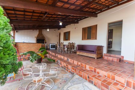 Casa à venda com 460m², 4 quartos e 3 vagasÁrea comum