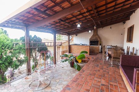 Casa à venda com 460m², 4 quartos e 3 vagasÁrea comum