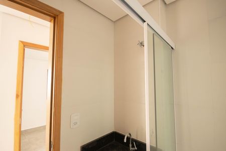 Apartamento à venda com 40m², 2 quartos e 1 vaga Apartamento à venda com 40m², 2 quartos e 1 vagaBanheiro