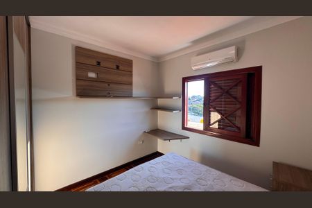 Casa à venda com 270m², 3 quartos e 4 vagas Casa à venda com 270m², 3 quartos e 4 vagasQuarto 3