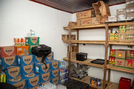 Casa à venda com 480m², 4 quartos e 3 vagas Casa à venda com 480m², 4 quartos e 3 vagasCozinha