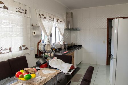 Casa à venda com 480m², 4 quartos e 3 vagas Casa à venda com 480m², 4 quartos e 3 vagasCozinha