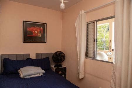 Casa à venda com 480m², 4 quartos e 3 vagas Casa à venda com 480m², 4 quartos e 3 vagasQuarto 2