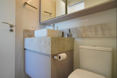 Apartamento à venda com 67m², 3 quartos e 1 vagaBanheiro da Suíte