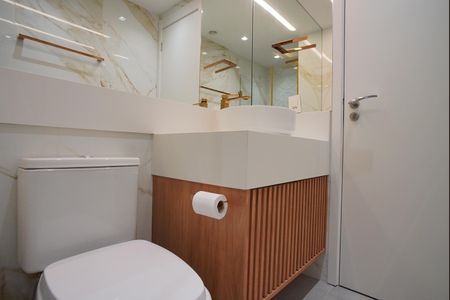 Apartamento à venda com 67m², 3 quartos e 1 vagaBanheiro 