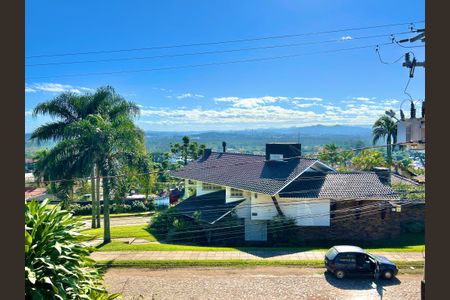 Casa à venda com 265m², 4 quartos e 2 vagas Casa à venda com 265m², 4 quartos e 2 vagasVista Sacada da Suíte 3