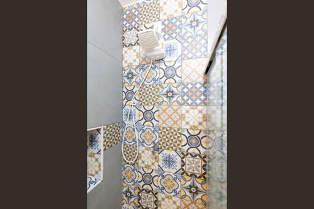 Studio à venda com 33m², 1 quarto e sem vaga Studio à venda com 33m², 1 quarto e sem vagaBanheiro