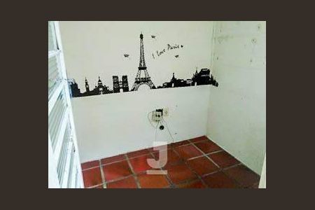 Casa à venda com 180m², 3 quartos e 3 vagas