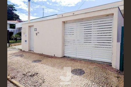 Casa à venda com 180m², 3 quartos e 3 vagas