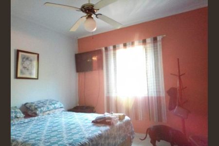 Casa à venda com 220m², 3 quartos e 3 vagas