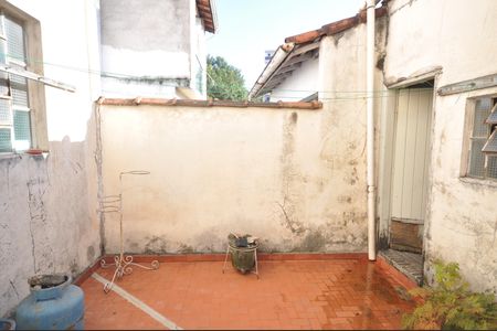 Casa à venda com 92m², 2 quartos e 1 vagaQuintal