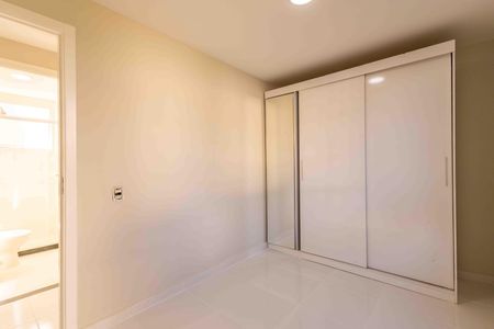 Apartamento à venda com 47m², 2 quartos e 1 vagaQuarto