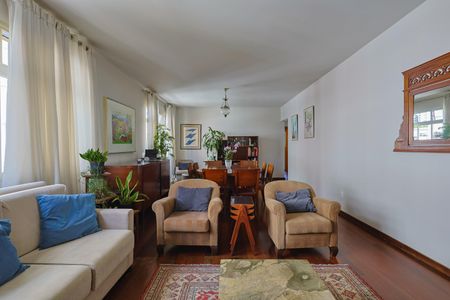 Apartamento à venda com 190m², 3 quartos e 2 vagas Apartamento à venda com 190m², 3 quartos e 2 vagasSala