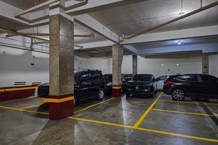 Apartamento à venda com 190m², 3 quartos e 2 vagas Apartamento à venda com 190m², 3 quartos e 2 vagasGaragem