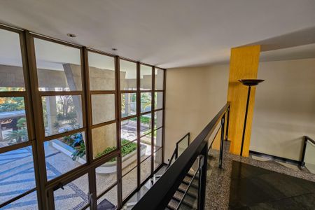 Apartamento à venda com 190m², 3 quartos e 2 vagas Apartamento à venda com 190m², 3 quartos e 2 vagasÁrea comum