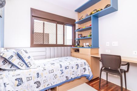 Apartamento à venda com 132m², 3 quartos e 2 vagasSuíte 2