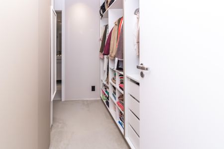 Apartamento à venda com 132m², 3 quartos e 2 vagasSuíte 1