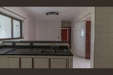 Apartamento à venda com 190m², 4 quartos e 2 vagasFoto 03