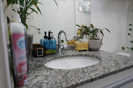 Apartamento à venda com 57m², 2 quartos e 1 vagaBanheiro
