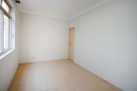 Apartamento à venda com 128m², 4 quartos e 2 vagasSala