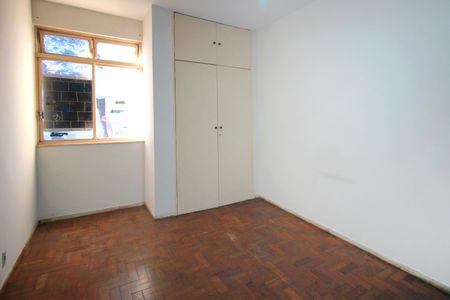 Apartamento à venda com 128m², 4 quartos e 2 vagasQuarto 2