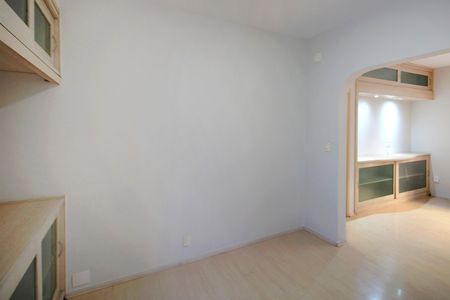 Apartamento à venda com 128m², 4 quartos e 2 vagasSala de Estar