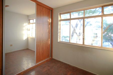 Apartamento à venda com 128m², 4 quartos e 2 vagasSuíte