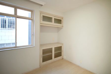 Apartamento à venda com 128m², 4 quartos e 2 vagasSala de Estar