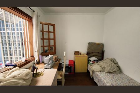 Casa à venda com 330m², 3 quartos e 3 vagas Casa à venda com 330m², 3 quartos e 3 vagasQuarto 3