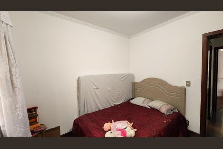 Casa à venda com 330m², 3 quartos e 3 vagas Casa à venda com 330m², 3 quartos e 3 vagasQuarto 2