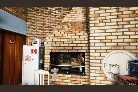 Casa à venda com 330m², 3 quartos e 3 vagas Casa à venda com 330m², 3 quartos e 3 vagasÁrea comum