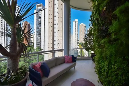 Apartamento à venda com 210m², 3 quartos e 3 vagas Apartamento à venda com 210m², 3 quartos e 3 vagasFoto 10