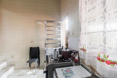 Casa à venda com 125m², 2 quartos e 2 vagas Casa à venda com 125m², 2 quartos e 2 vagasCozinha