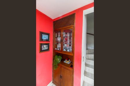 Casa à venda com 125m², 2 quartos e 2 vagas Casa à venda com 125m², 2 quartos e 2 vagasSala