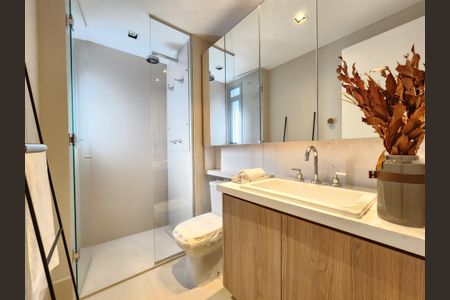 Apartamento à venda com 75m², 2 quartos e 2 vagas Apartamento à venda com 75m², 2 quartos e 2 vagasBanheiro da Suíte 2