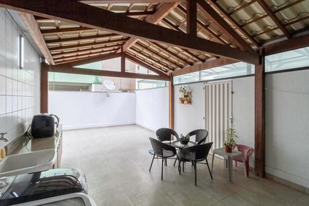 Apartamento à venda com 177m², 3 quartos e 3 vagas Apartamento à venda com 177m², 3 quartos e 3 vagasÁrea privativa