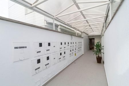 Apartamento à venda com 177m², 3 quartos e 3 vagas Apartamento à venda com 177m², 3 quartos e 3 vagasHall social