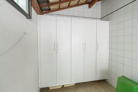 Apartamento à venda com 177m², 3 quartos e 3 vagas Apartamento à venda com 177m², 3 quartos e 3 vagasÁrea privativa