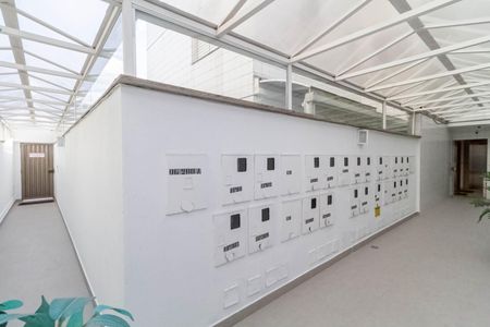 Apartamento à venda com 177m², 3 quartos e 3 vagas Apartamento à venda com 177m², 3 quartos e 3 vagasHall social