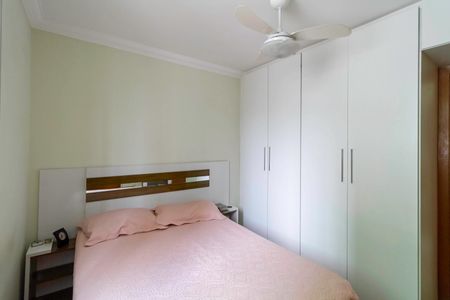 Apartamento à venda com 177m², 3 quartos e 3 vagas Apartamento à venda com 177m², 3 quartos e 3 vagasSuíte