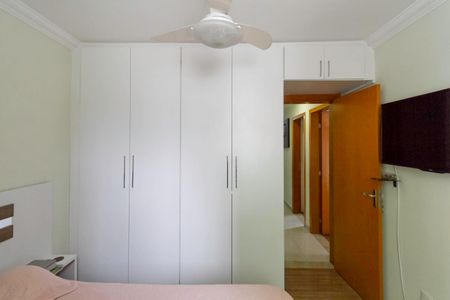 Apartamento à venda com 177m², 3 quartos e 3 vagas Apartamento à venda com 177m², 3 quartos e 3 vagasSuíte