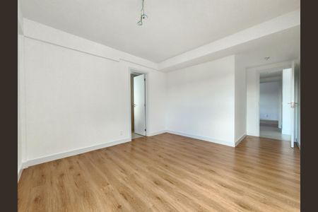 Apartamento à venda com 112m², 3 quartos e 2 vagas Apartamento à venda com 112m², 3 quartos e 2 vagasQuarto Suíte 1
