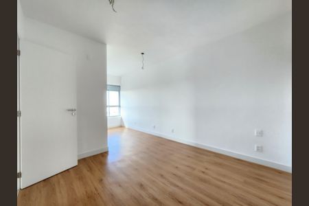 Apartamento à venda com 112m², 3 quartos e 2 vagas Apartamento à venda com 112m², 3 quartos e 2 vagasQuarto Suíte 3
