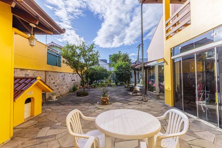 Casa à venda com 229m², 3 quartos e 3 vagas Casa à venda com 229m², 3 quartos e 3 vagasGarden