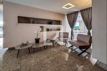 Apartamento à venda com 115m², 3 quartos e 4 vagas Apartamento à venda com 115m², 3 quartos e 4 vagasHall