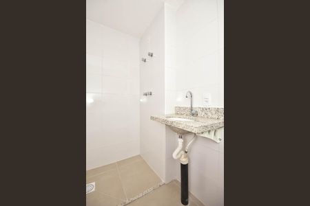 Apartamento à venda com 53m², 2 quartos e 1 vaga Apartamento à venda com 53m², 2 quartos e 1 vagaBanheiro